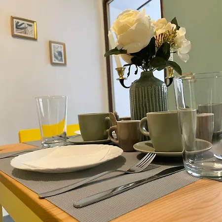 Charming House In The Historic Center Of Apartment Palermo