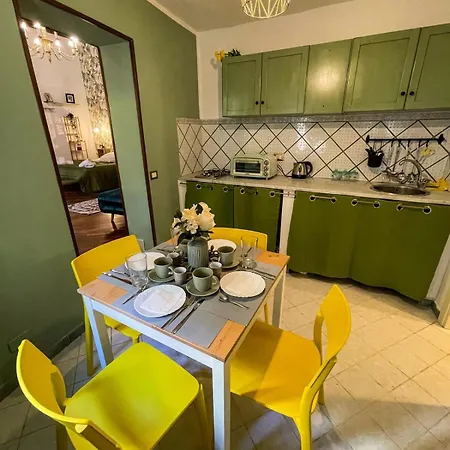 Apartment Charming House In The Historic Center Of Palermo
