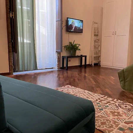 Charming House In The Historic Center Of *