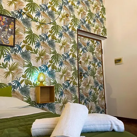 Charming House In The Historic Center Of Apartment