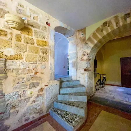 Charming House In The Historic Center Of Apartment *