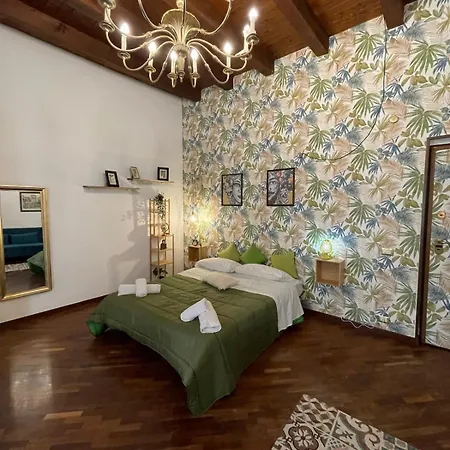 Charming House In The Historic Center Of * Palermo